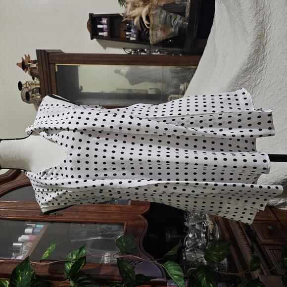 Anne Klein White and Black Dotted Blouse - Picture 2 of 11